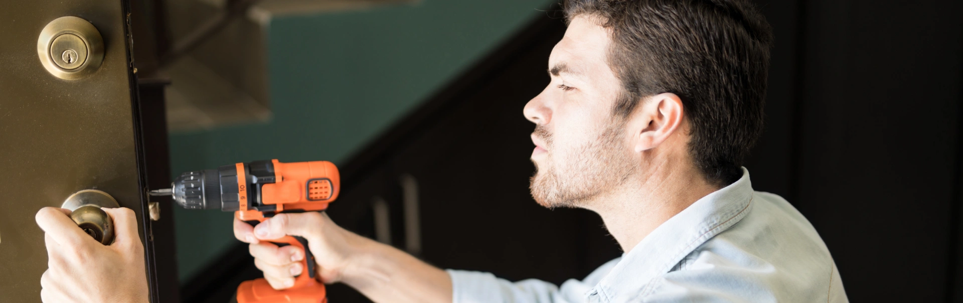 Expert door lock repair Dubai by Ghumman Star Technical Services