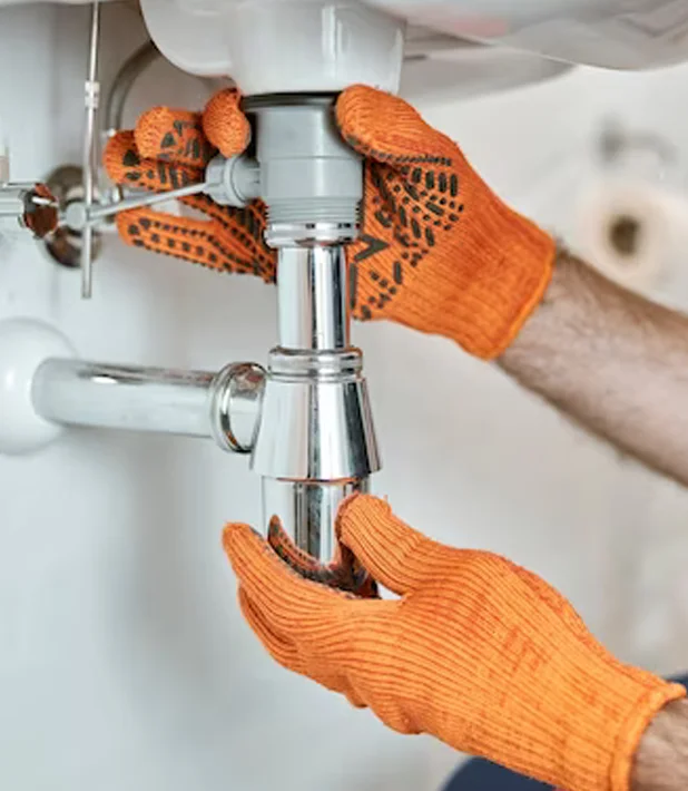 Top Plumbers in Al Corniche